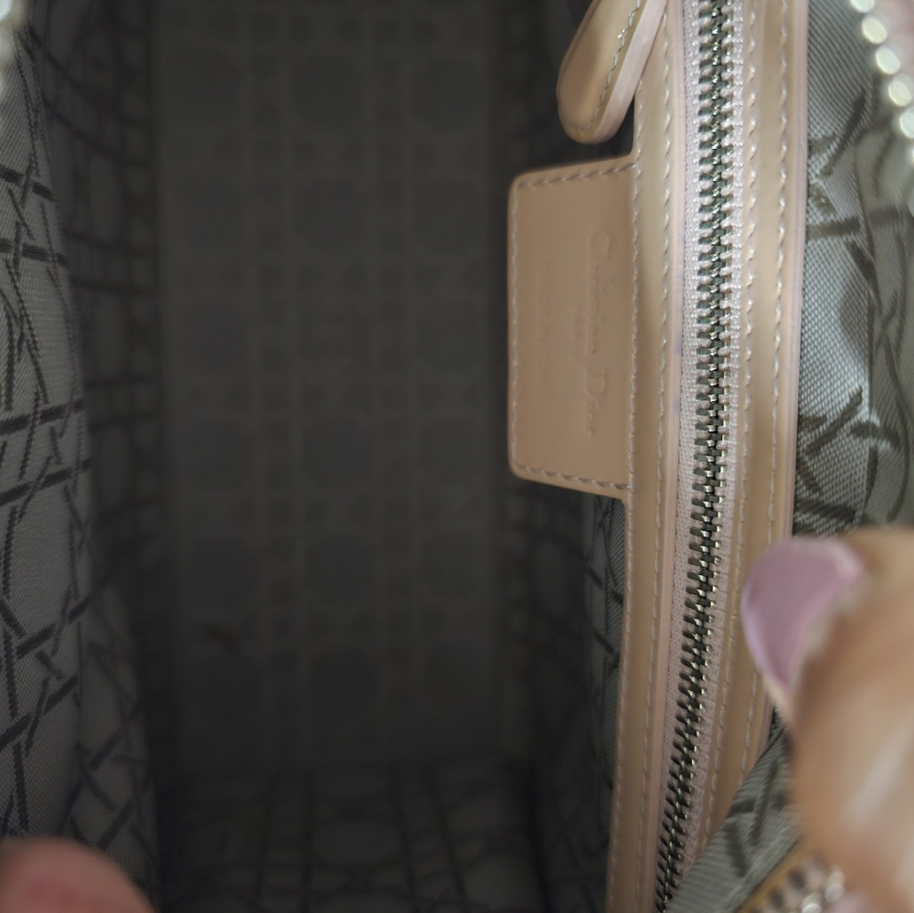 #1140-#138-006 LADY DIOR PATENT LEATHER MEDIUM CANNAGE - Picture 14 of 14